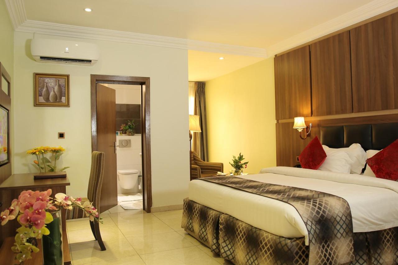 Grand Pela Hotel&Suites Abuja Exterior foto